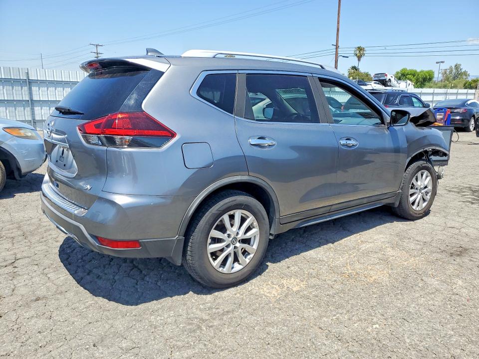 Продажа на аукционе авто 2018 Nissan Rogue, vin: KNMAT2MT2JP607232, номер лота: 52713356