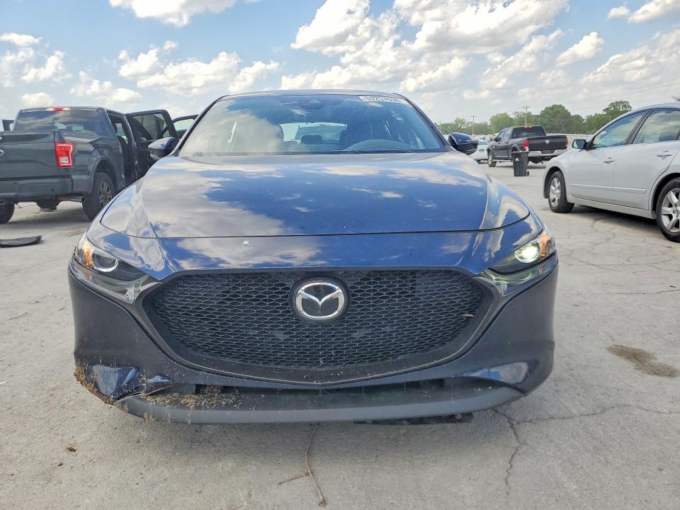 Продажа на аукционе авто 2022 Mazda 3, vin: JM1BPAKLXN1510018, номер лота: 53257636