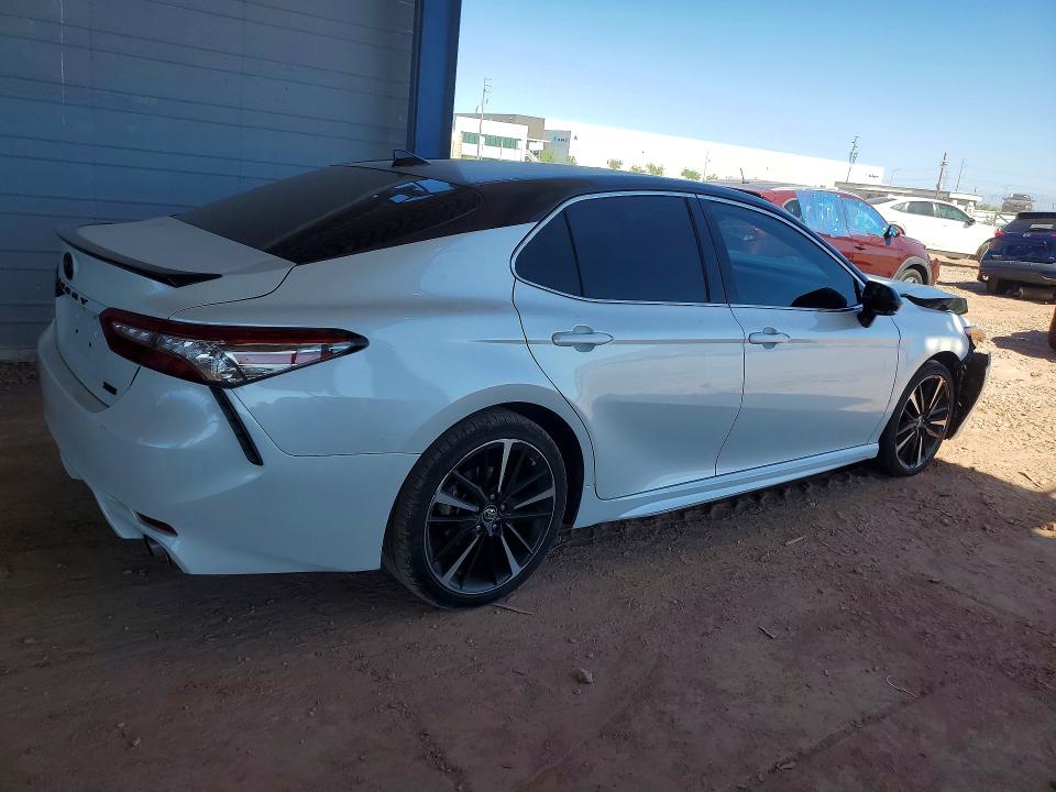 2019 Toyota Camry მანქანა იყიდება აუქციონზე, vin: 4T1B61HK0KU829354, აუქციონის ნომერი: 53656116