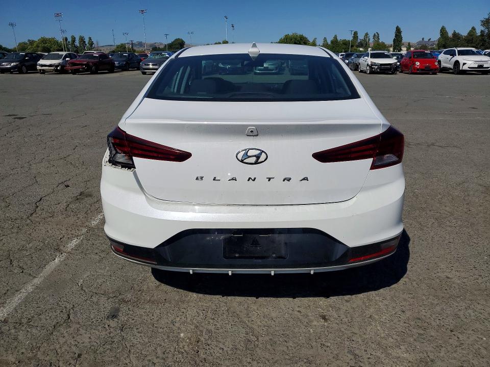 Продажа на аукционе авто 2020 Hyundai Elantra, vin: 5NPD84LF7LH542639, номер лота: 54884636