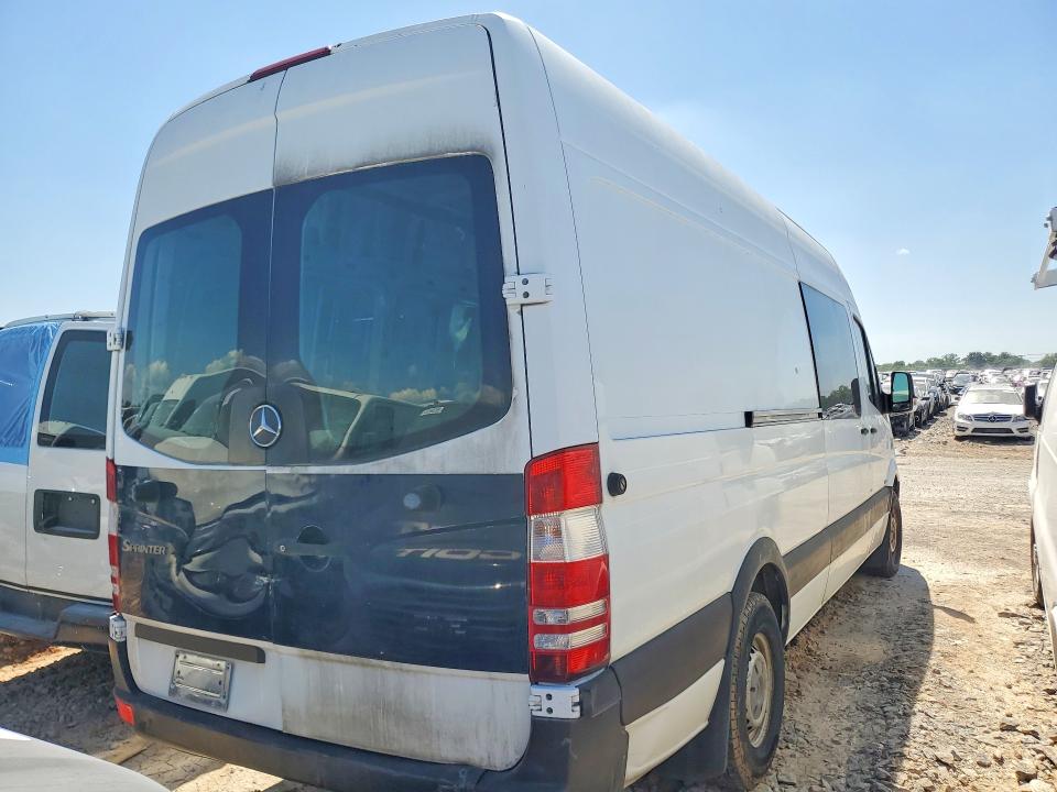 54203386 :رقم المزاد ، WD3PE8CC1D5739921 vin ، 2013 Mercedes Benz Sprinter مزاد بيع