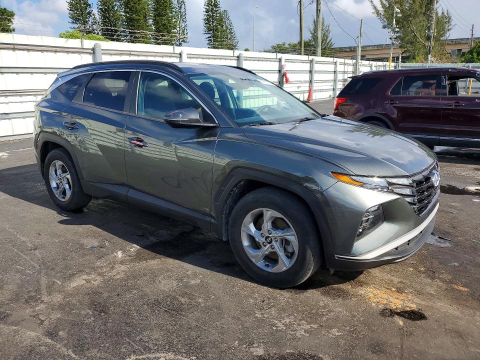 52123726 :رقم المزاد ، 5NMJB3AE0NH034988 vin ، 2022 Hyundai Tucson مزاد بيع