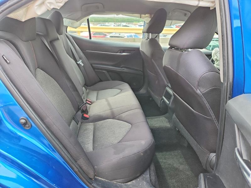 53142776 :رقم المزاد ، 4T1C11AK2LU324298 vin ، 2020 Toyota Camry مزاد بيع
