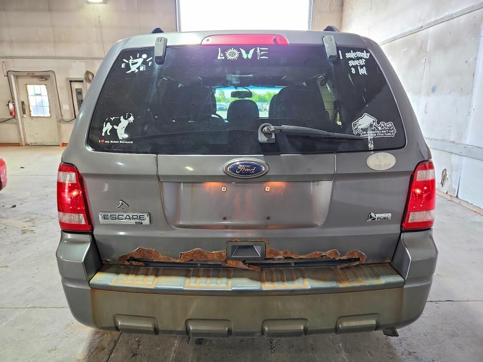2010 Ford Escape მანქანა იყიდება აუქციონზე, vin: 1FMCU0DG0AKD26052, აუქციონის ნომერი: 54953846