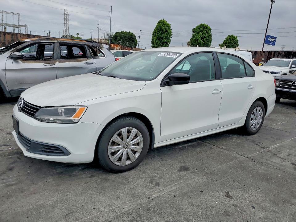 53295336 :رقم المزاد ، 3VW2K7AJ2EM313989 vin ، 2014 Volkswagen Jetta مزاد بيع