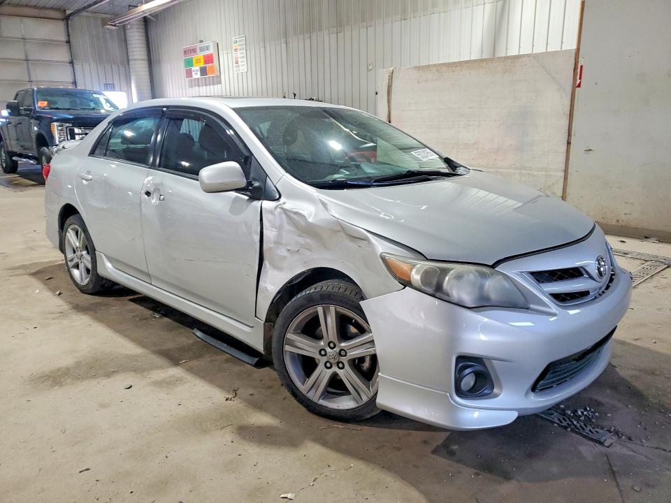 55324966 :رقم المزاد ، 2T1BU4EE7DC009525 vin ، 2013 Toyota Corolla مزاد بيع