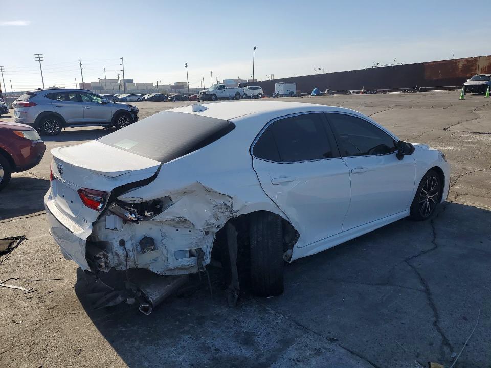 2023 Toyota Camry მანქანა იყიდება აუქციონზე, vin: 4T1G11AKXPU836589, აუქციონის ნომერი: 53316726