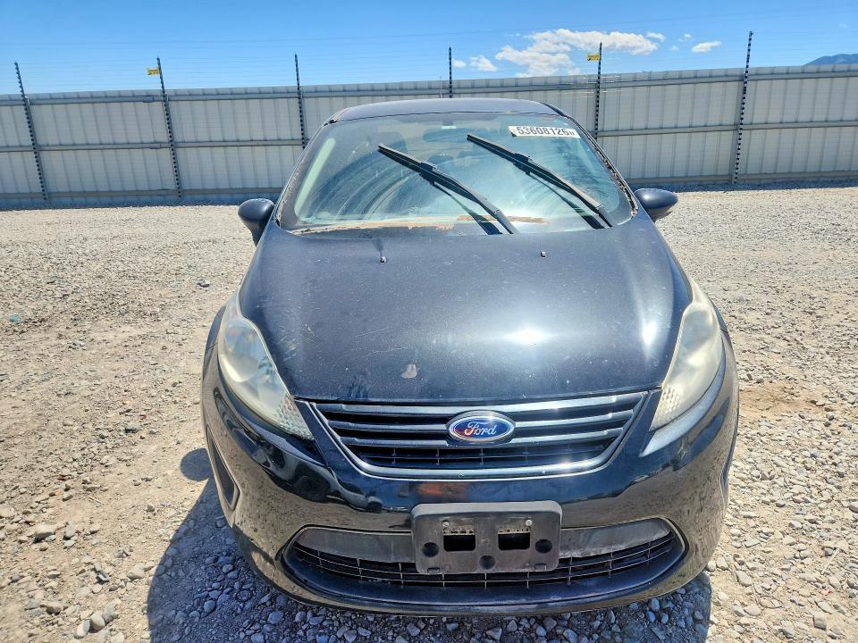 2013 Ford Fiesta მანქანა იყიდება აუქციონზე, vin: 3FADP4BJ4DM227615, აუქციონის ნომერი: 53608126