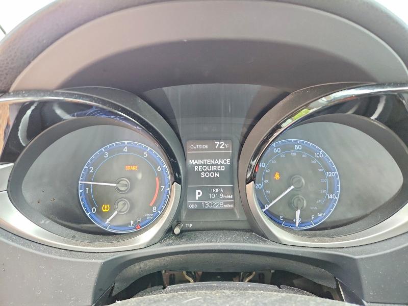 52528876 :رقم المزاد ، 2T1BURHE9FC237831 vin ، 2015 Toyota Corolla مزاد بيع