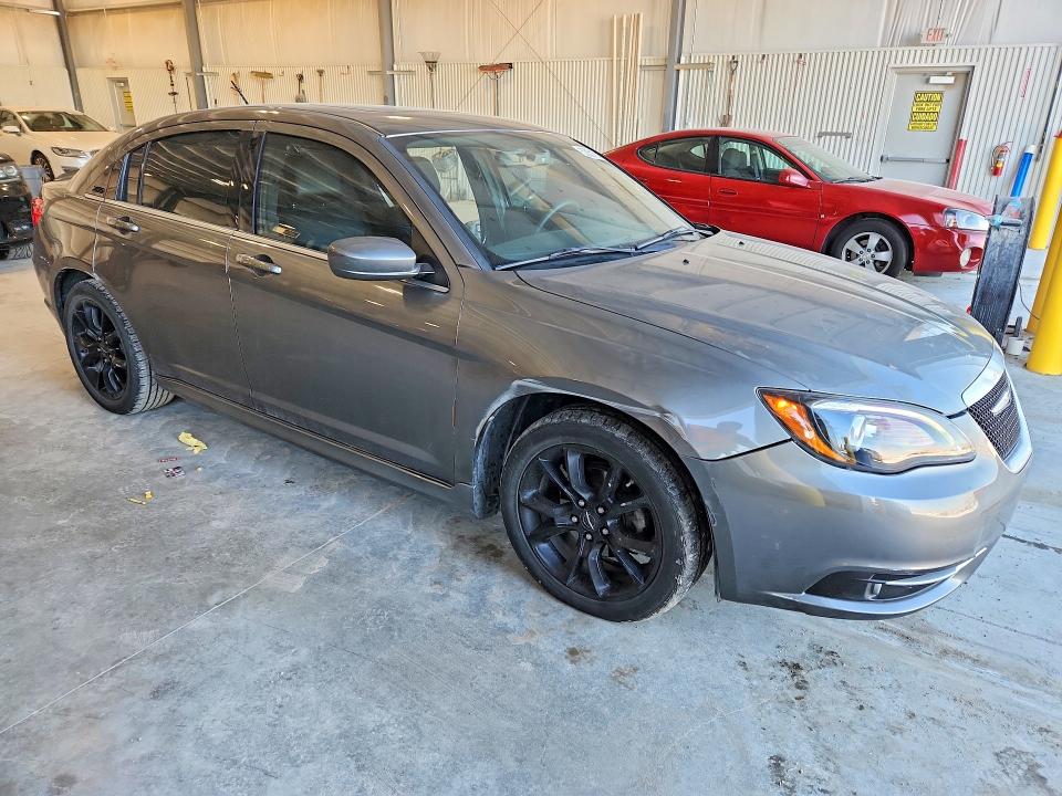 Продаж на аукціоні авто 2013 Chrysler 200, vin: 1C3CCBCG2DN719577, номер лоту: 52051626
