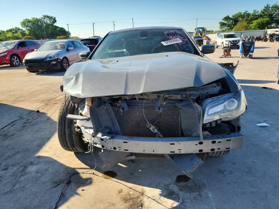 Aukcja sprzedaży 2019 Chrysler 300, vin: 2C3CCABG4KH516112, numer aukcji: 52900066