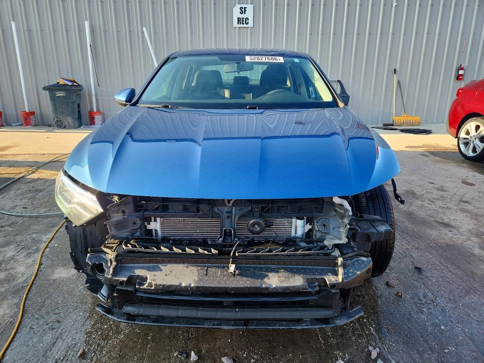 52827686 :رقم المزاد ، 3VWC57BU1LM090054 vin ، 2020 Volkswagen Jetta مزاد بيع