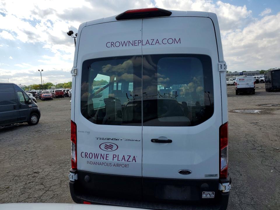52827466 :رقم المزاد ، 1FBVU4X83LKA54371 vin ، 2020 Ford Transit مزاد بيع