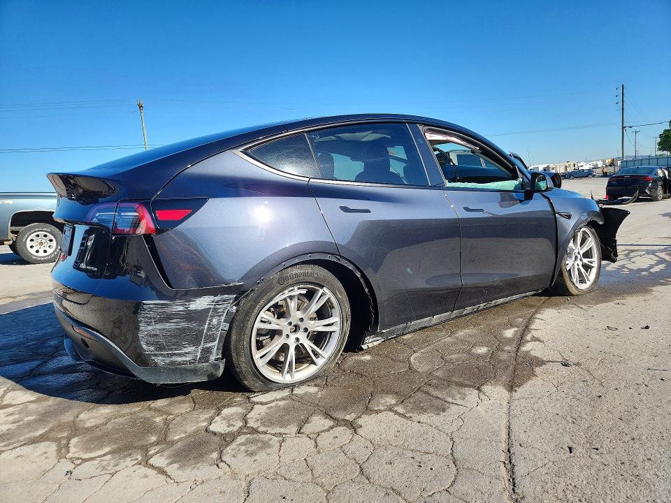 Продаж на аукціоні авто 2024 Tesla Model Y, vin: 7SAYGDEE9RF994045, номер лоту: 52866436