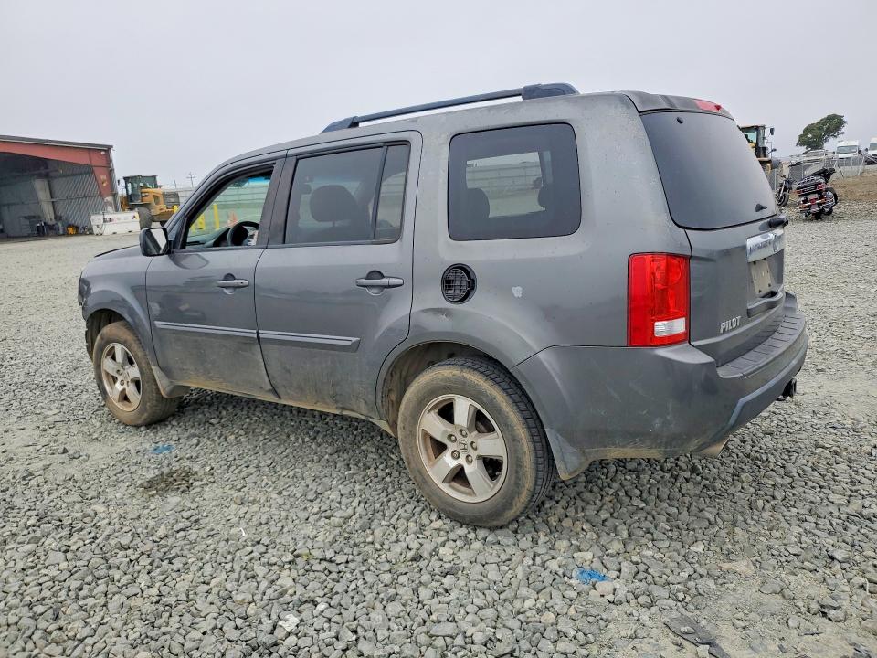 52941966 :رقم المزاد ، 5FNYF3H77BB009125 vin ، 2011 Honda Pilot مزاد بيع