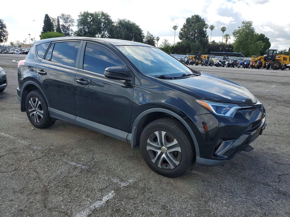 51985086 :رقم المزاد ، 2T3ZFREV0HW388188 vin ، 2017 Toyota Rav4 مزاد بيع