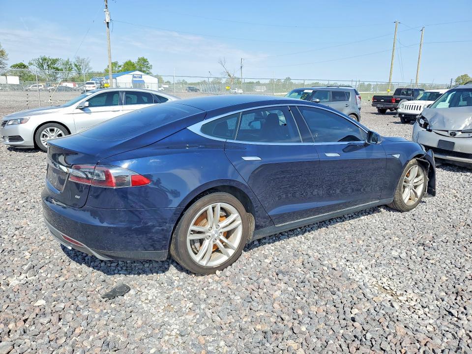 Продажа на аукционе авто 2014 Tesla Model S, vin: 5YJSA1S16EFP43496, номер лота: 52312436
