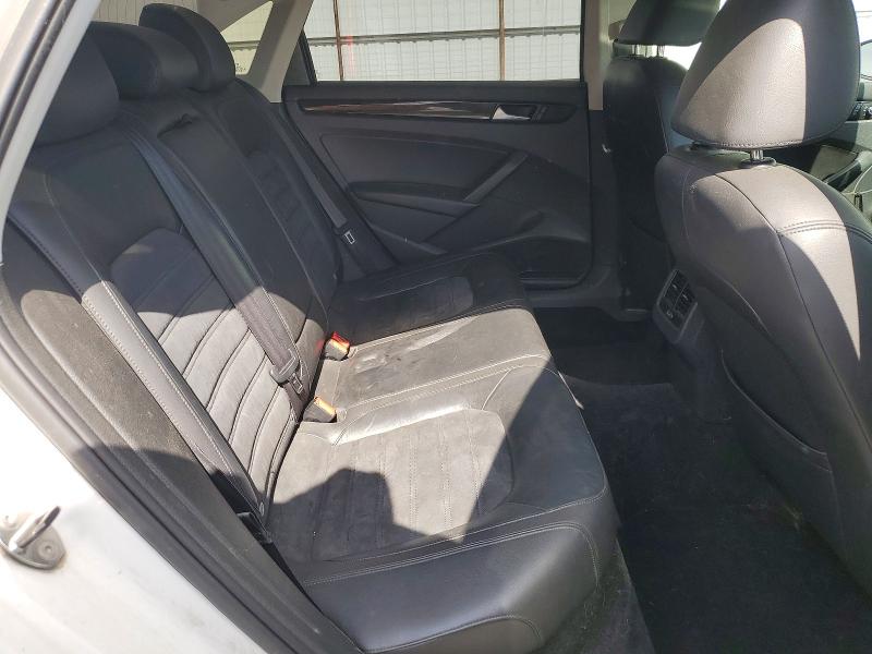 54726486 :رقم المزاد ، 1VWCN7A3XEC030626 vin ، 2014 Volkswagen Passat مزاد بيع