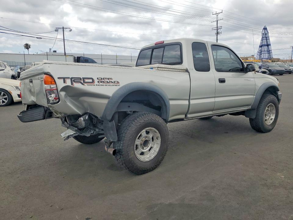 52965586 :رقم المزاد ، 5TESM92N31Z876217 vin ، 2001 Toyota Tacoma مزاد بيع