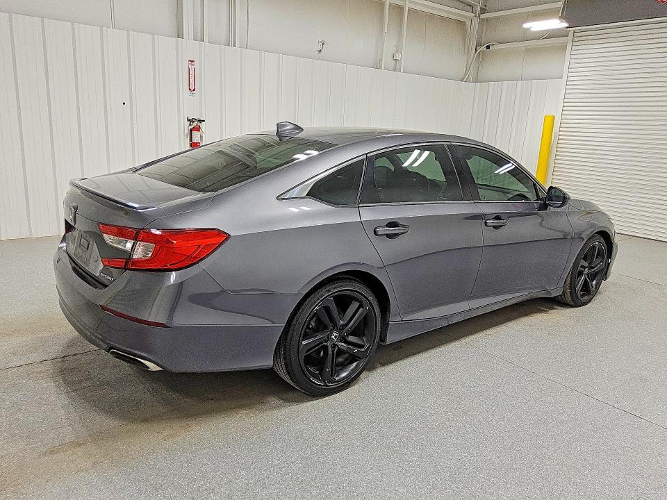 2018 Honda Accord მანქანა იყიდება აუქციონზე, vin: 1HGCV1F37JA263668, აუქციონის ნომერი: 53530896