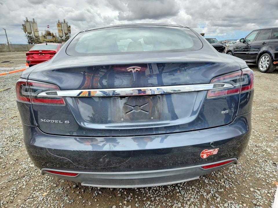 Продаж на аукціоні авто 2015 Tesla Model S, vin: 5YJSA1H15FFP77454, номер лоту: 51856446