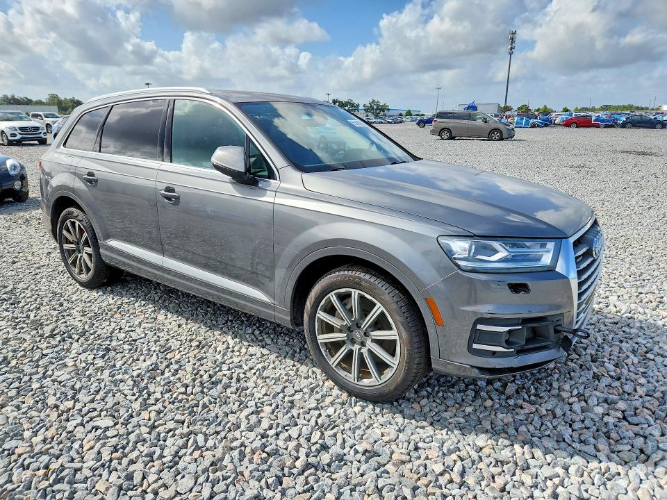 2017 Audi Q7 მანქანა იყიდება აუქციონზე, vin: WA1LAAF79HD019391, აუქციონის ნომერი: 55109966
