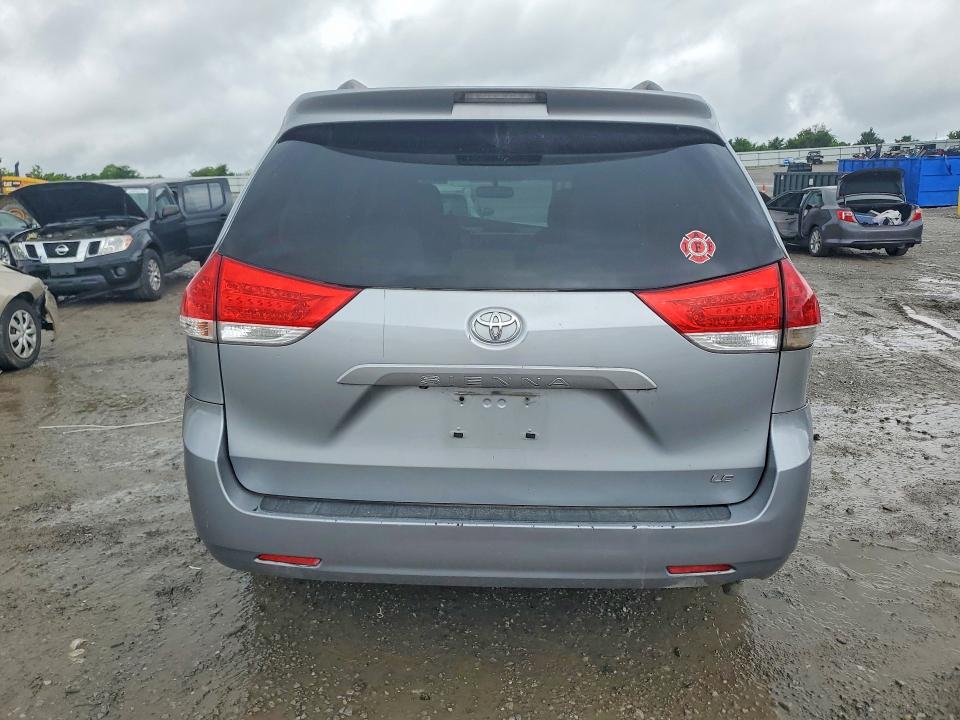 Продажа на аукционе авто 2013 Toyota Sienna, vin: 5TDKK3DC4DS397272, номер лота: 54718196