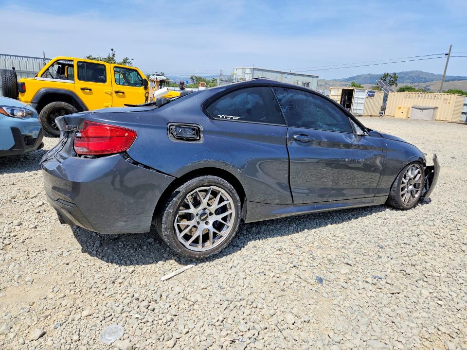 52263596 :رقم المزاد ، WBA1J7C52FV358971 vin ، 2015 Bmw M235i مزاد بيع