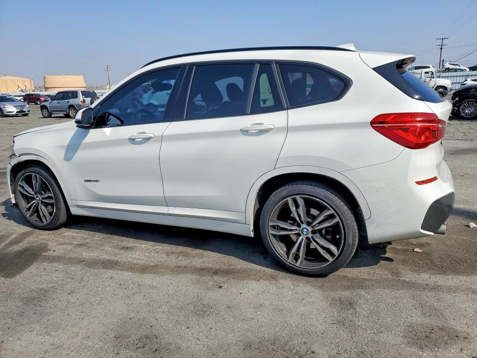 54664626 :رقم المزاد ، WBXHU7C39J5H39769 vin ، 2018 Bmw X1 مزاد بيع