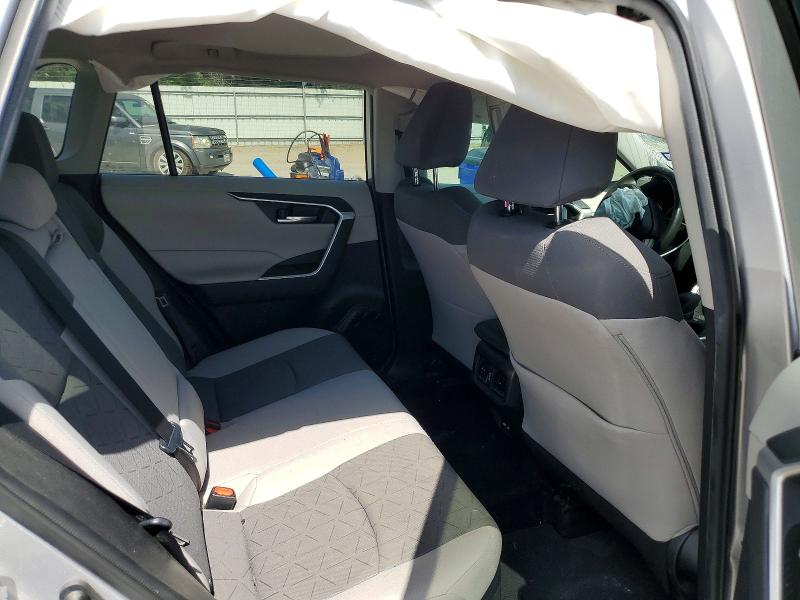 53598116 :رقم المزاد ، 4T3RWRFV1MU037007 vin ، 2021 Toyota Rav4 مزاد بيع