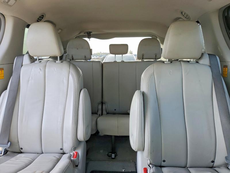 52357876 :رقم المزاد ، 5TDDK3DC9ES074152 vin ، 2014 Toyota Sienna مزاد بيع