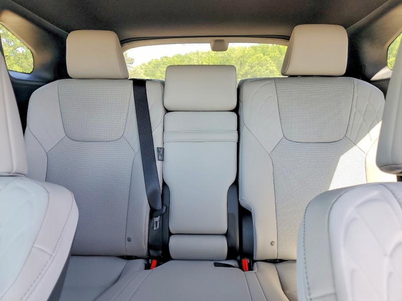 53173636 :رقم المزاد ، 2T2BBMCA7PC009238 vin ، 2023 Lexus Rx 350h مزاد بيع