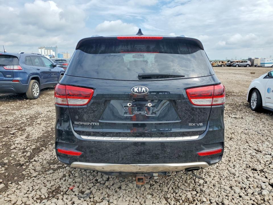 2017 Kia Sorento მანქანა იყიდება აუქციონზე, vin: 5XYPKDA54HG338145, აუქციონის ნომერი: 54015036