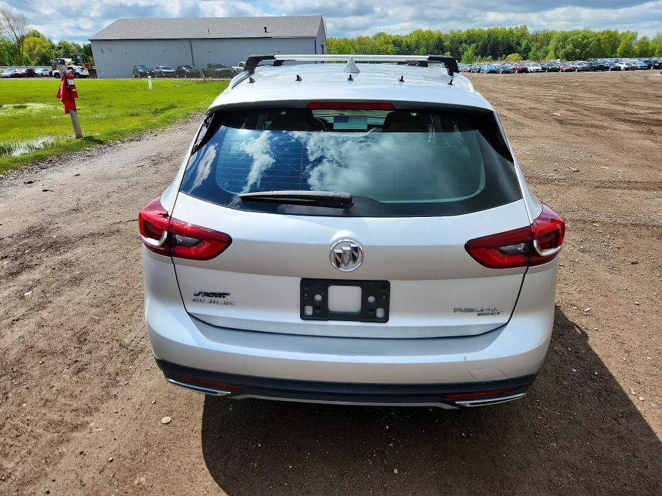 Продаж на аукціоні авто 2018 Buick Regal Tourx, vin: W04GU8SX9J1159360, номер лоту: 53070826