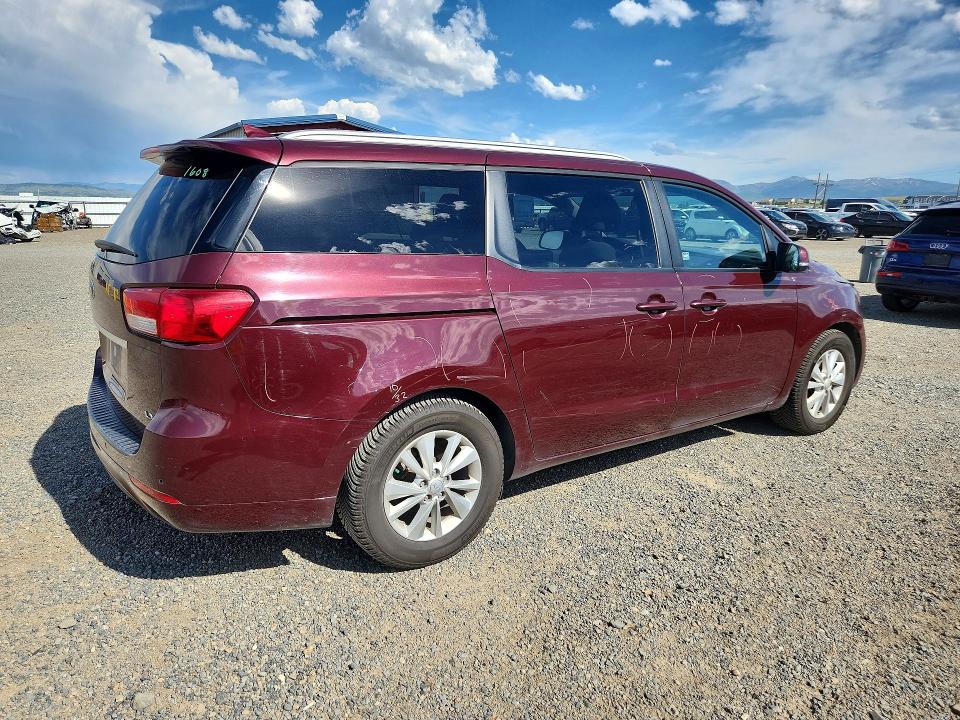 55137286 :رقم المزاد ، KNDMB5C18F6040054 vin ، 2015 Kia Sedona مزاد بيع