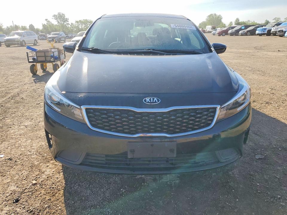 2017 Kia Forte მანქანა იყიდება აუქციონზე, vin: 3KPFL4A72HE152899, აუქციონის ნომერი: 54860466