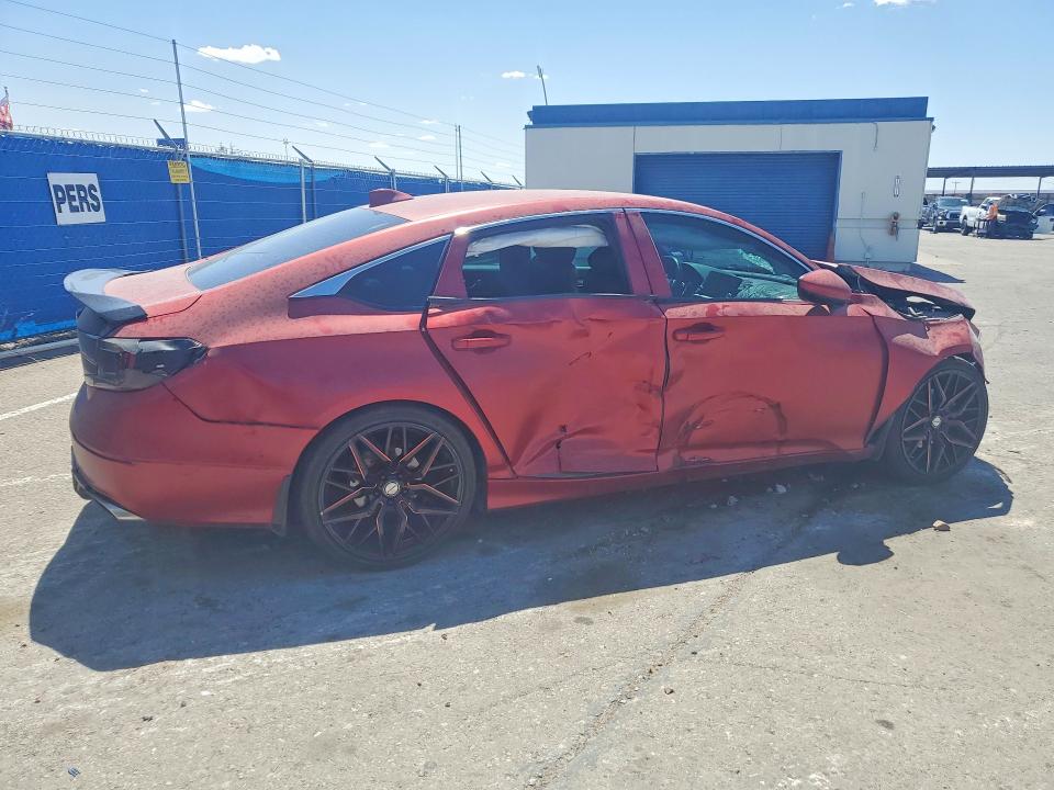 Продажа на аукционе авто 2018 Honda Accord, vin: 1HGCV1F37JA256851, номер лота: 53819226