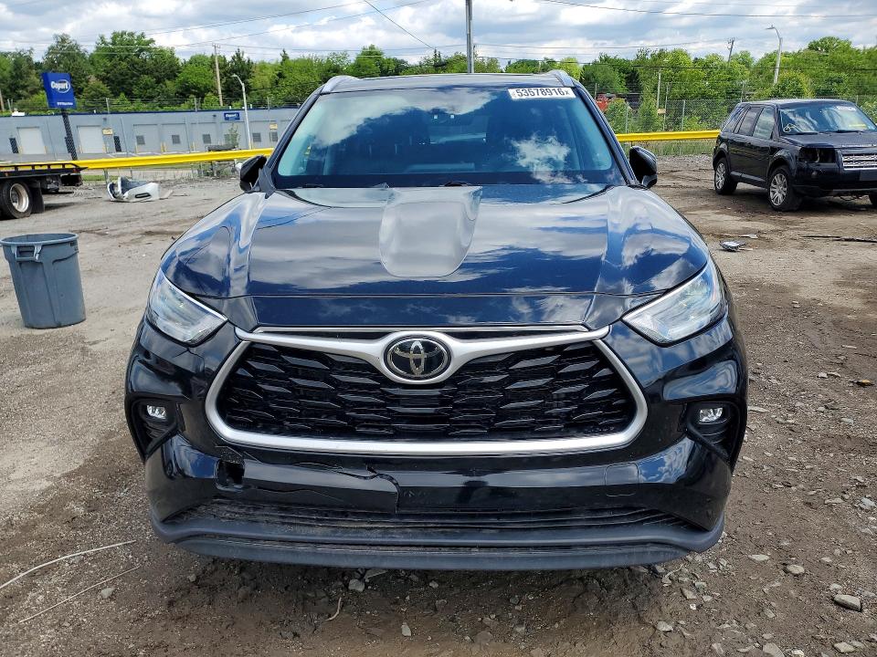 53578916 :رقم المزاد ، 5TDGZRAH6MS066326 vin ، 2021 Toyota Highlander مزاد بيع