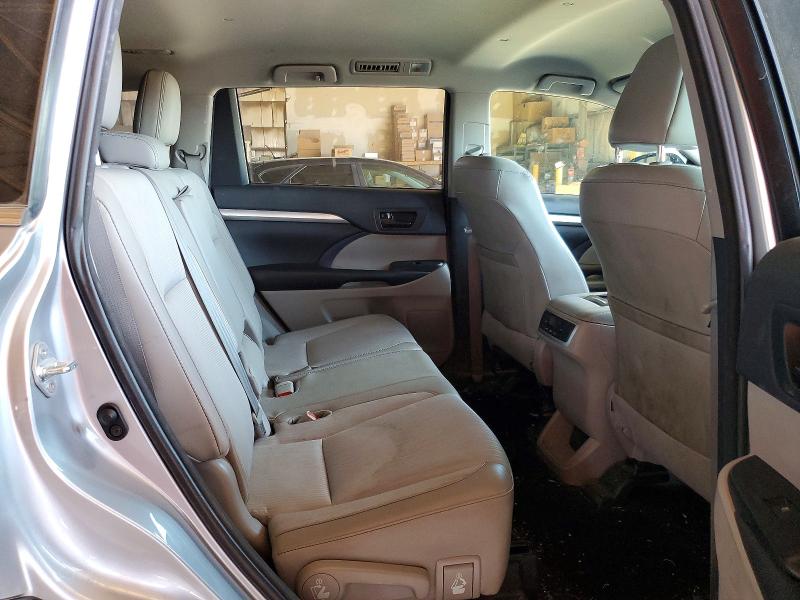 53607226 :رقم المزاد ، 5TDBKRFH3GS355577 vin ، 2016 Toyota Highlander مزاد بيع