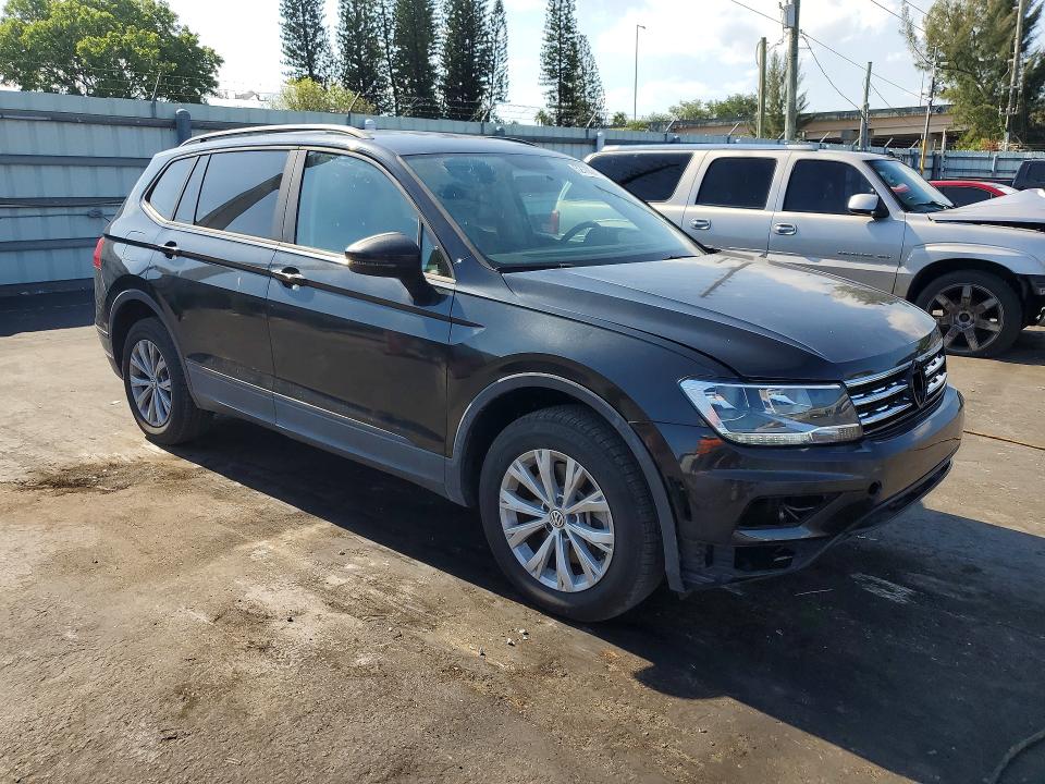 52362246 :رقم المزاد ، 3VV1B7AX2LM116063 vin ، 2020 Volkswagen Tiguan مزاد بيع