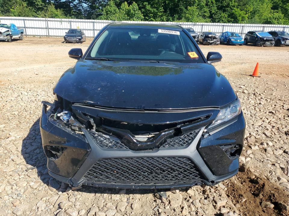 53598916 :رقم المزاد ، 4T1G11AK6LU509889 vin ، 2020 Toyota Camry مزاد بيع