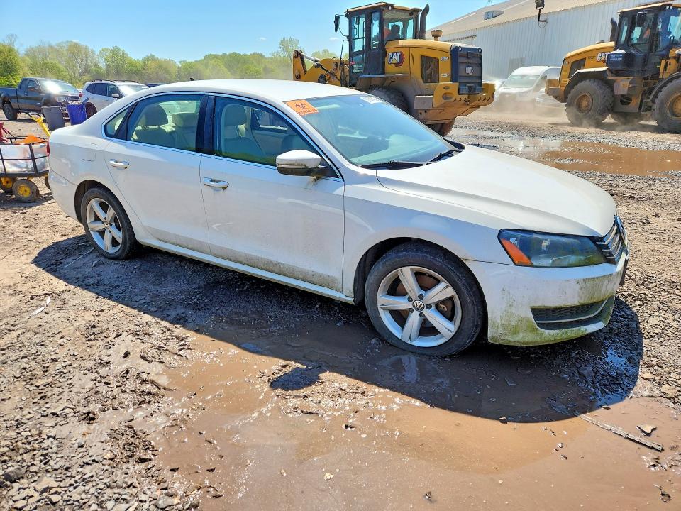 52345456 :رقم المزاد ، 1VWBP7A31DC043804 vin ، 2013 Volkswagen Passat مزاد بيع