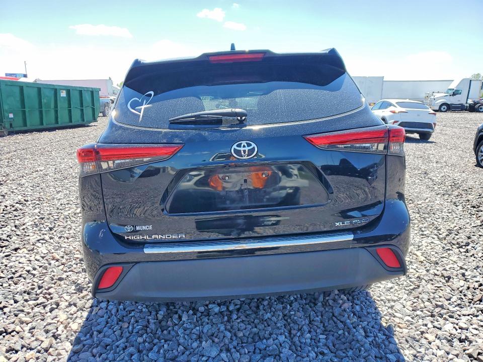 53106426 :رقم المزاد ، 5TDKDRBH7PS506999 vin ، 2023 Toyota Highlander مزاد بيع