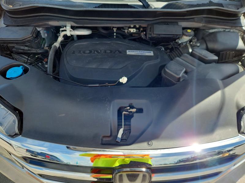 54948686 :رقم المزاد ، 5FNYF6H02JB009553 vin ، 2018 Honda Pilot مزاد بيع