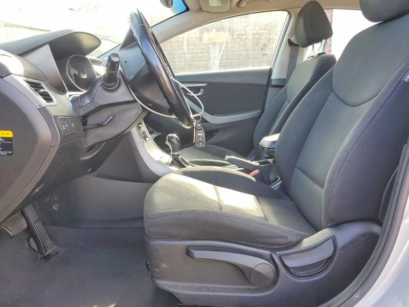52417296 :رقم المزاد ، 5NPDH4AE5FH597623 vin ، 2015 Hyundai Elantra مزاد بيع