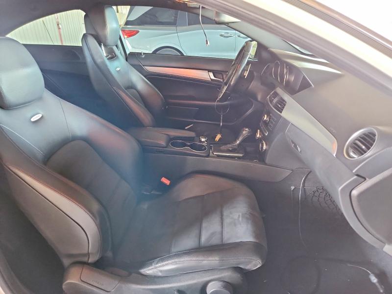 Продаж на аукціоні авто 2012 Mercedes-benz C, vin: WDDGJ7HB9CF935616, номер лоту: 55105766