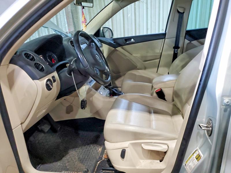 2014 Volkswagen Tiguan მანქანა იყიდება აუქციონზე, vin: WVGAV3AX2EW556751, აუქციონის ნომერი: 55242916