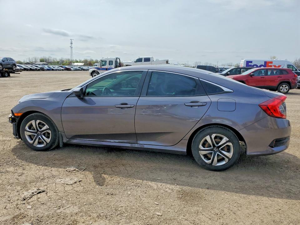 52228046 :رقم المزاد ، 2HGFC2F53JH022511 vin ، 2018 Honda Civic مزاد بيع