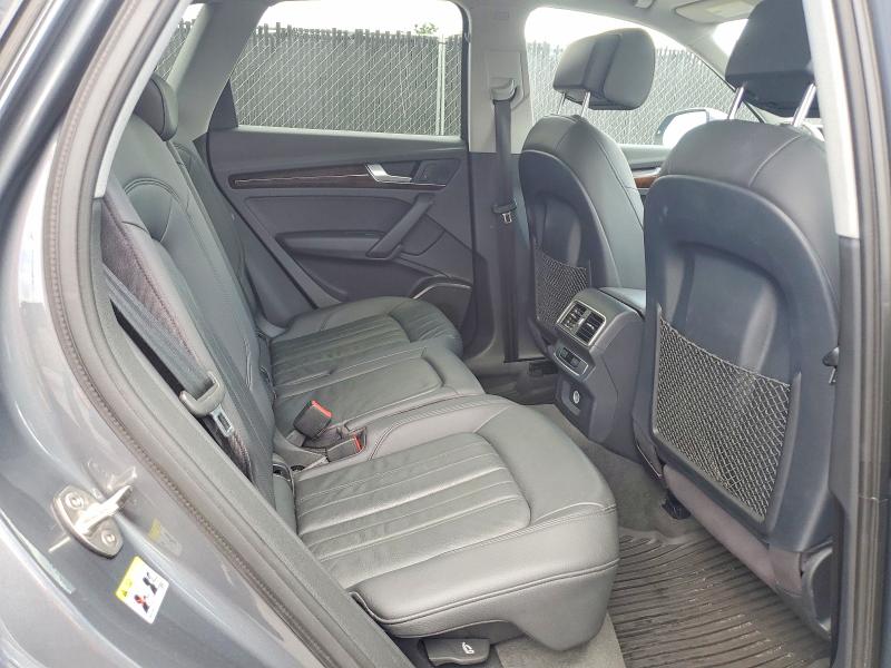 53626526 :رقم المزاد ، WA1ANAFY9J2012933 vin ، 2018 Audi Q5 مزاد بيع