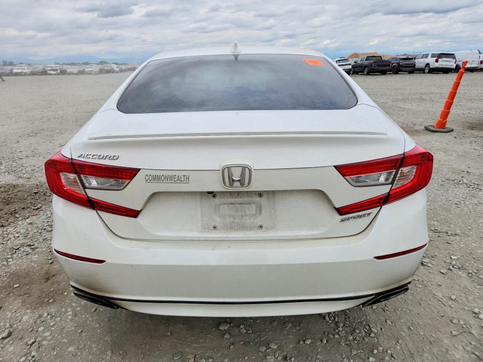 Продаж на аукціоні авто 2018 Honda Accord, vin: 1HGCV1F35JA235562, номер лоту: 54916726